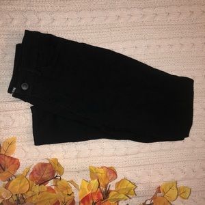 Black No Boundaries High Rise Skinny